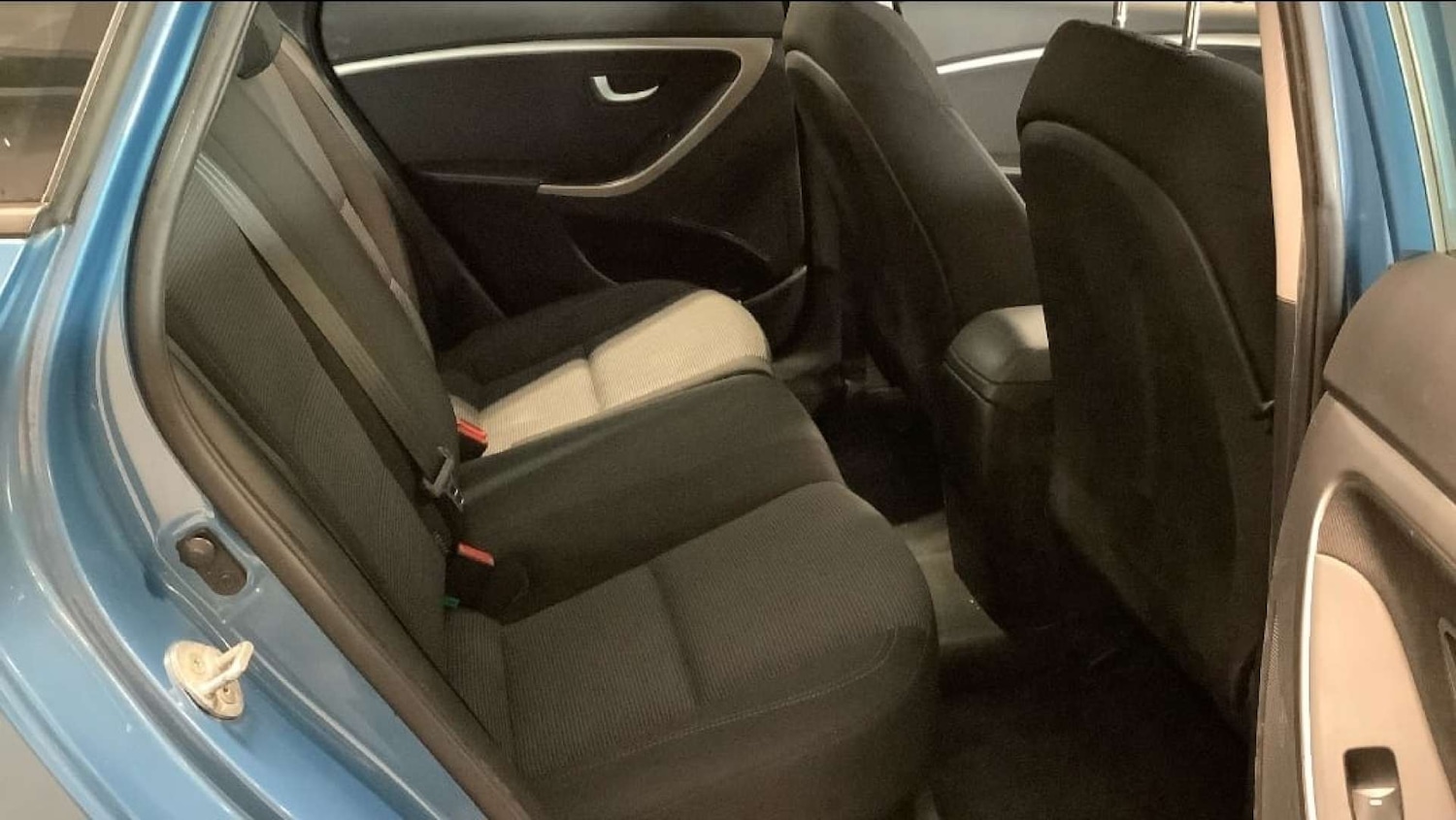 Used Hyundai i30 2014 for sale - 77165450: Photo 15