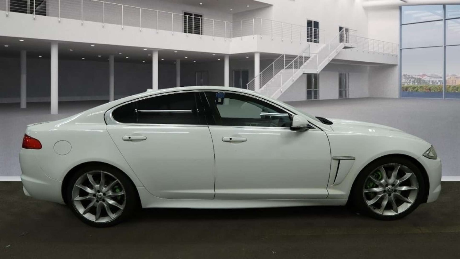 Used Jaguar XF 2013 for sale - 76690632: Photo 5