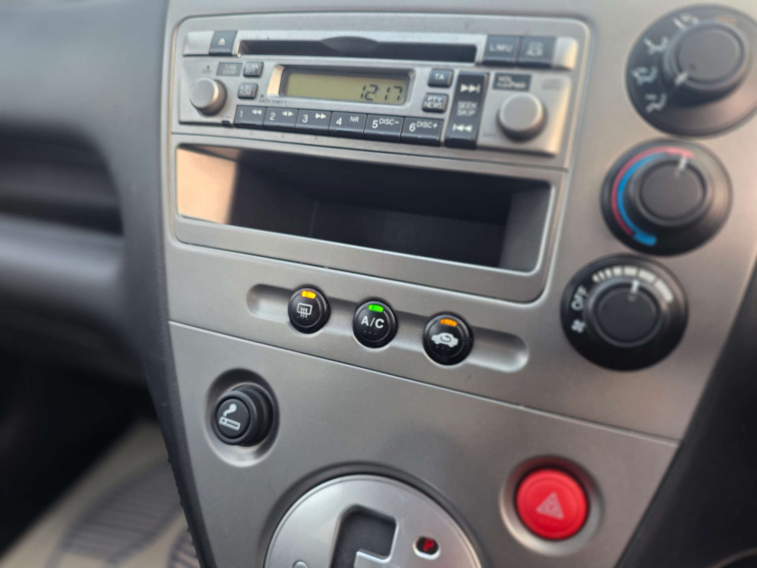 Used Honda Civic 2005 for sale - 77099984: Photo 21