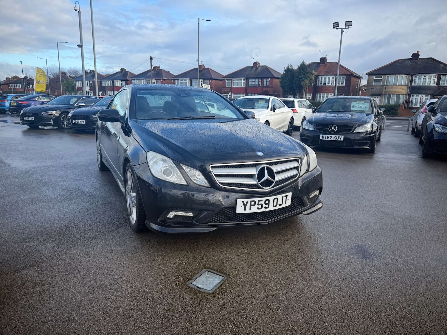Used Mercedes-Benz E Class 2009 for sale - 76690659: Photo 1