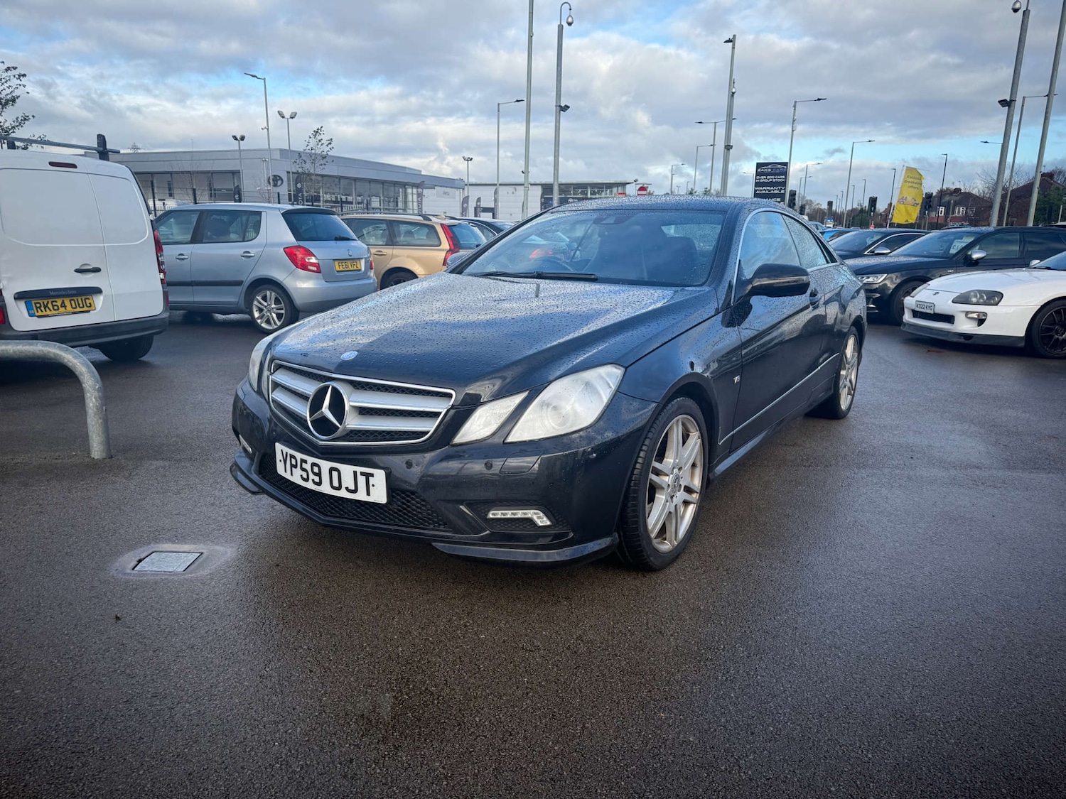 Used Mercedes-Benz E Class 2009 for sale - 76690659: Photo 5