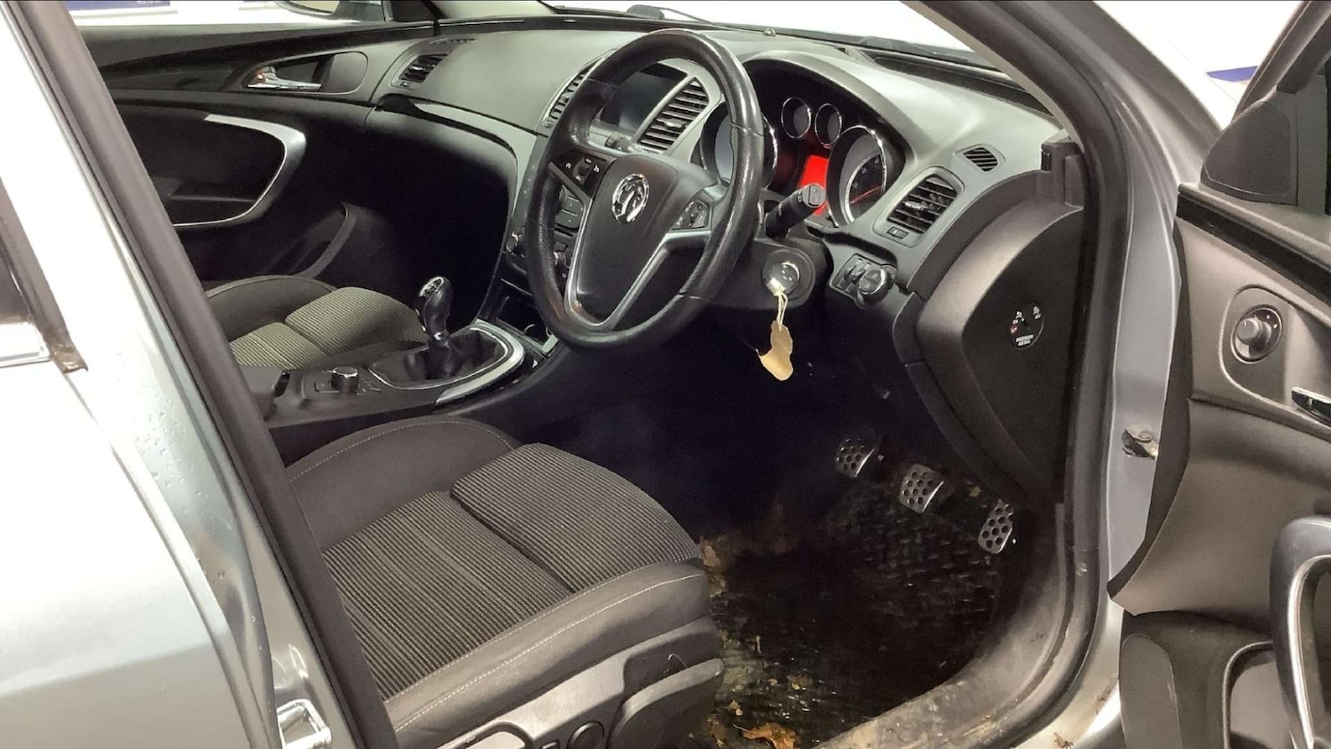 Used Vauxhall Insignia 2011 for sale - 77165453: Photo 9