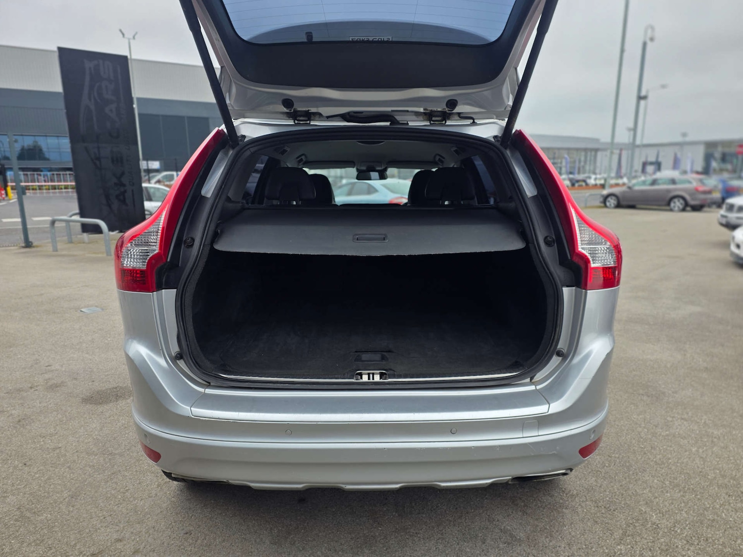 Used Volvo XC60 2014 for sale - 78011971: Photo 19