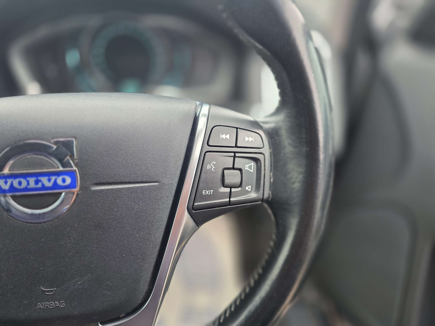 Used Volvo XC60 2014 for sale - 78011971: Photo 30