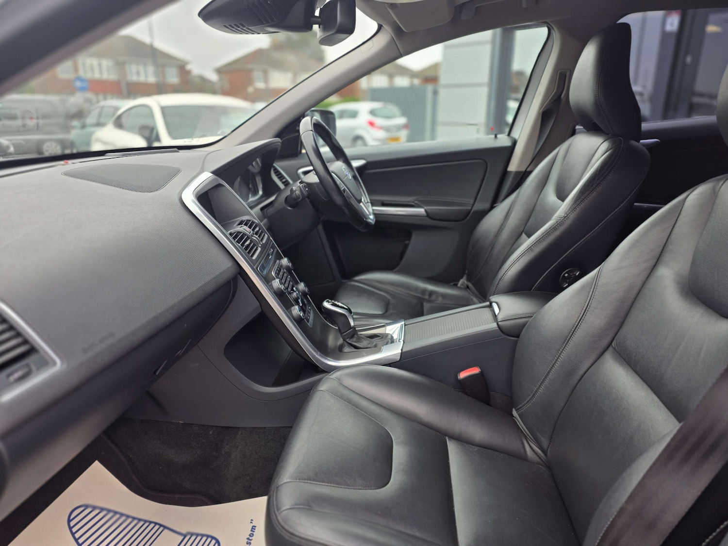 Used Volvo XC60 2014 for sale - 78011971: Photo 48