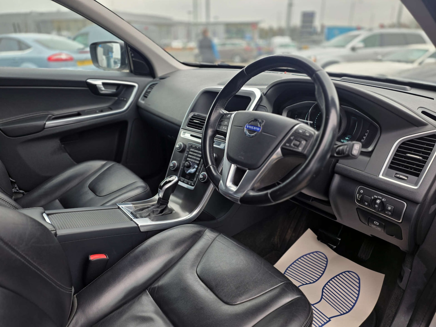 Used Volvo XC60 2014 for sale - 78011971: Photo 6