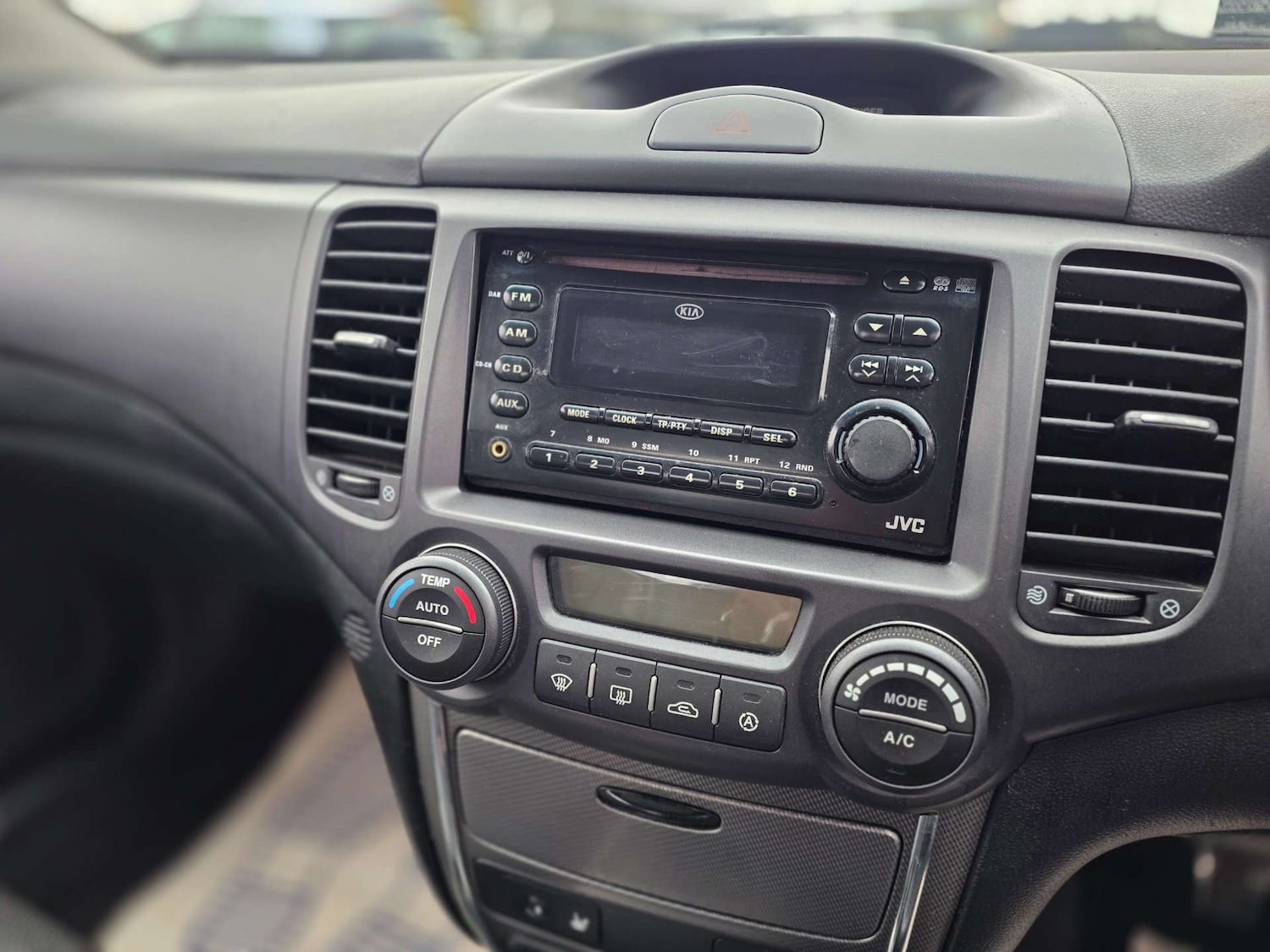 Used Kia Magentis 2006 for sale - 76690639: Photo 17