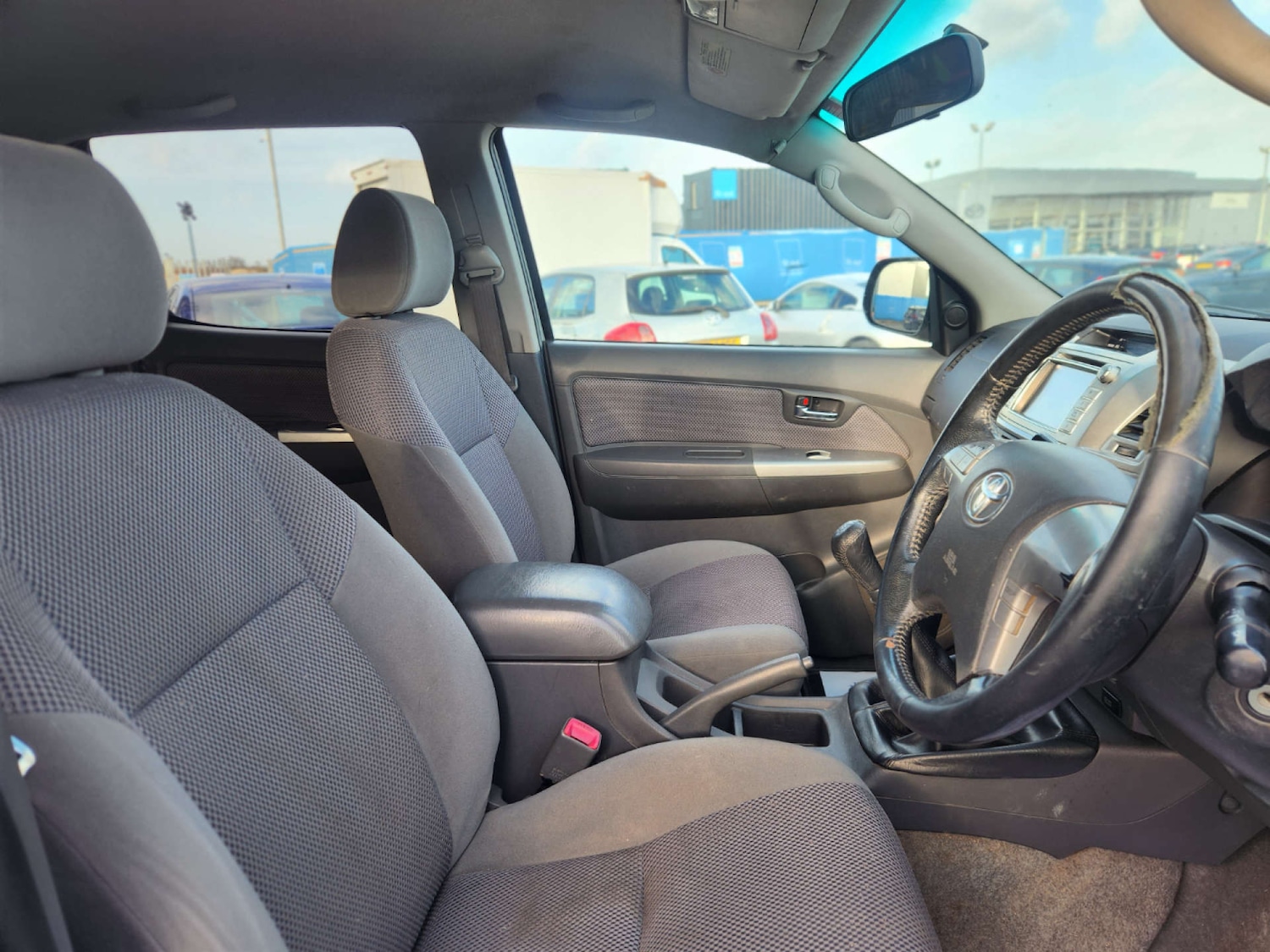 Used Toyota Hilux 2012 for sale - 76690627: Photo 27