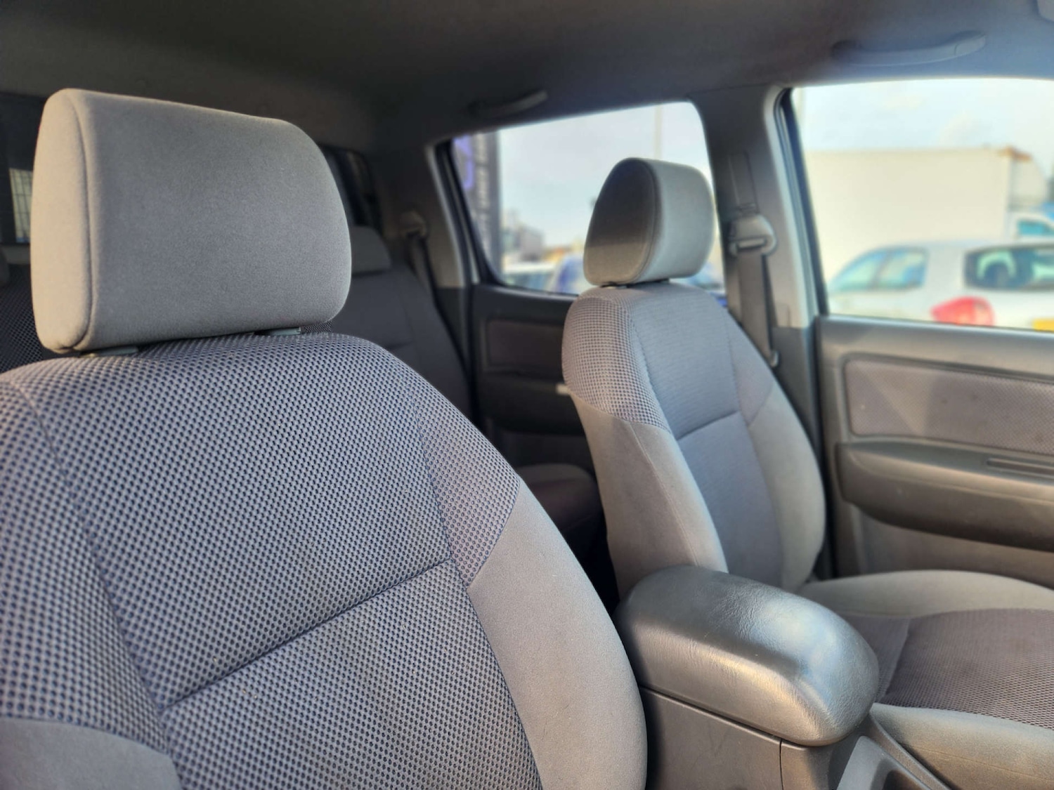 Used Toyota Hilux 2012 for sale - 76690627: Photo 28