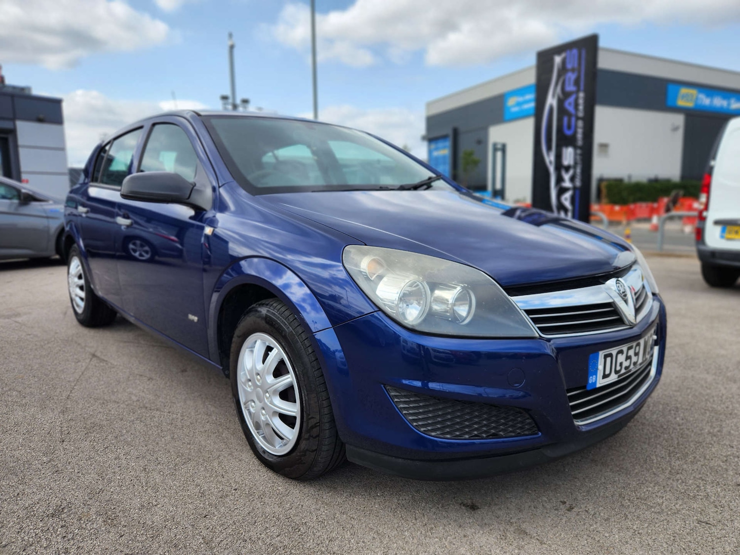 Used Vauxhall Astra 2009 for sale - 76690636: Photo 1