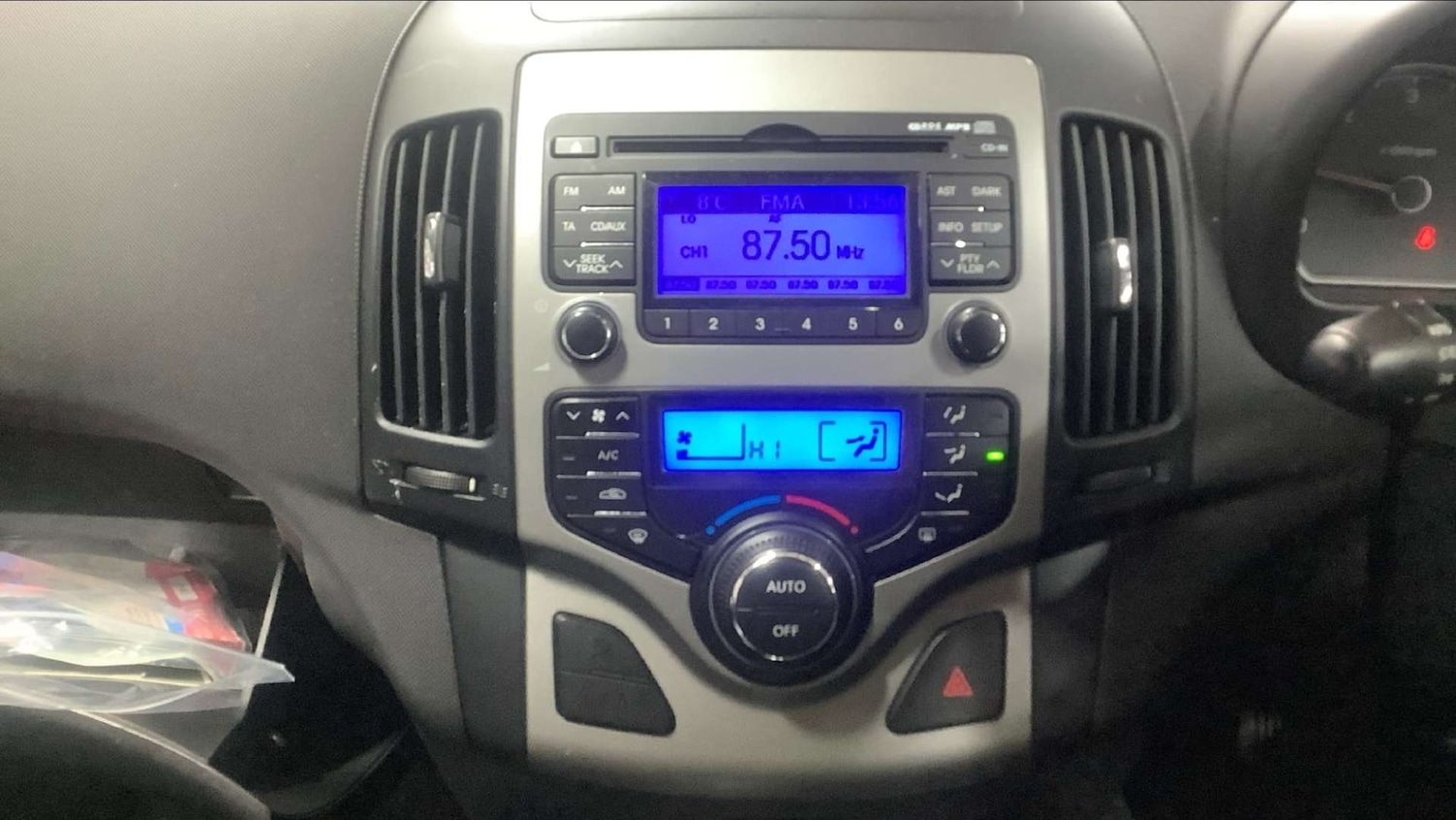 Used Hyundai i30 2010 for sale - 76690658: Photo 12