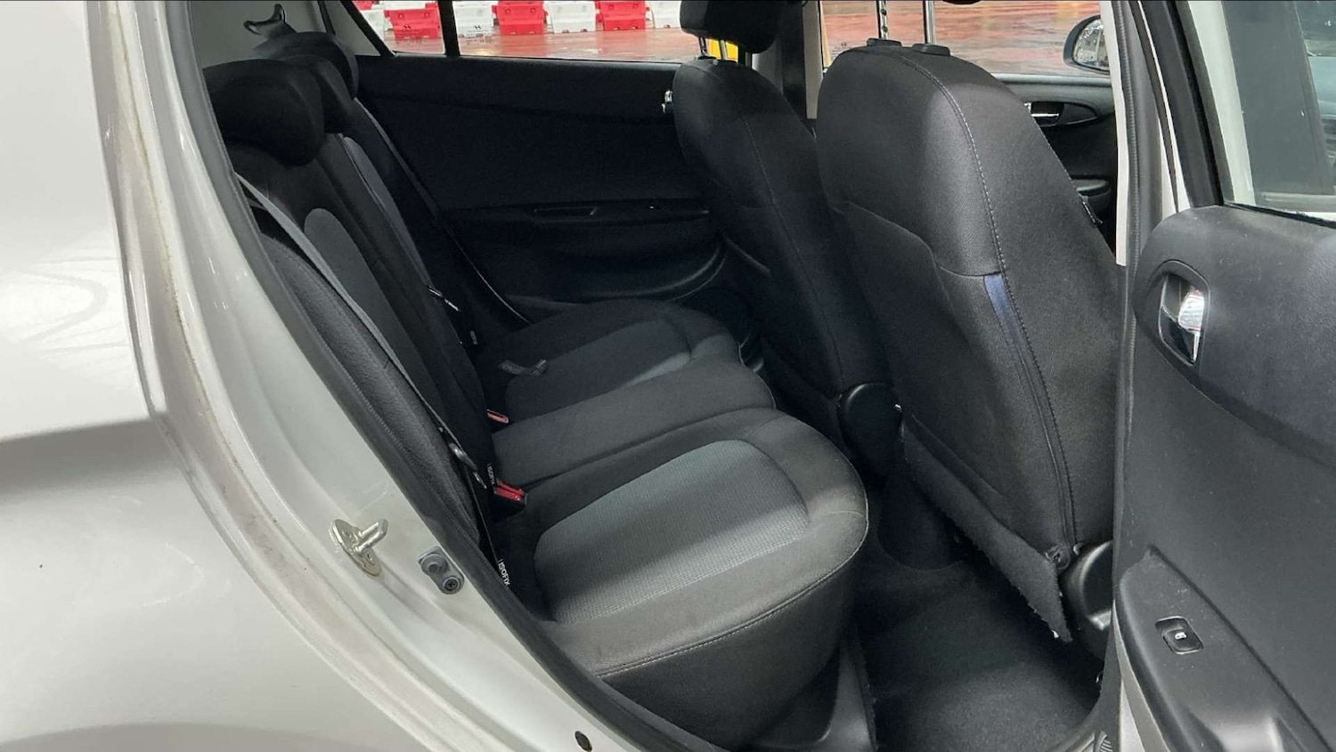 Used Hyundai i20 2015 for sale - 76690643: Photo 13