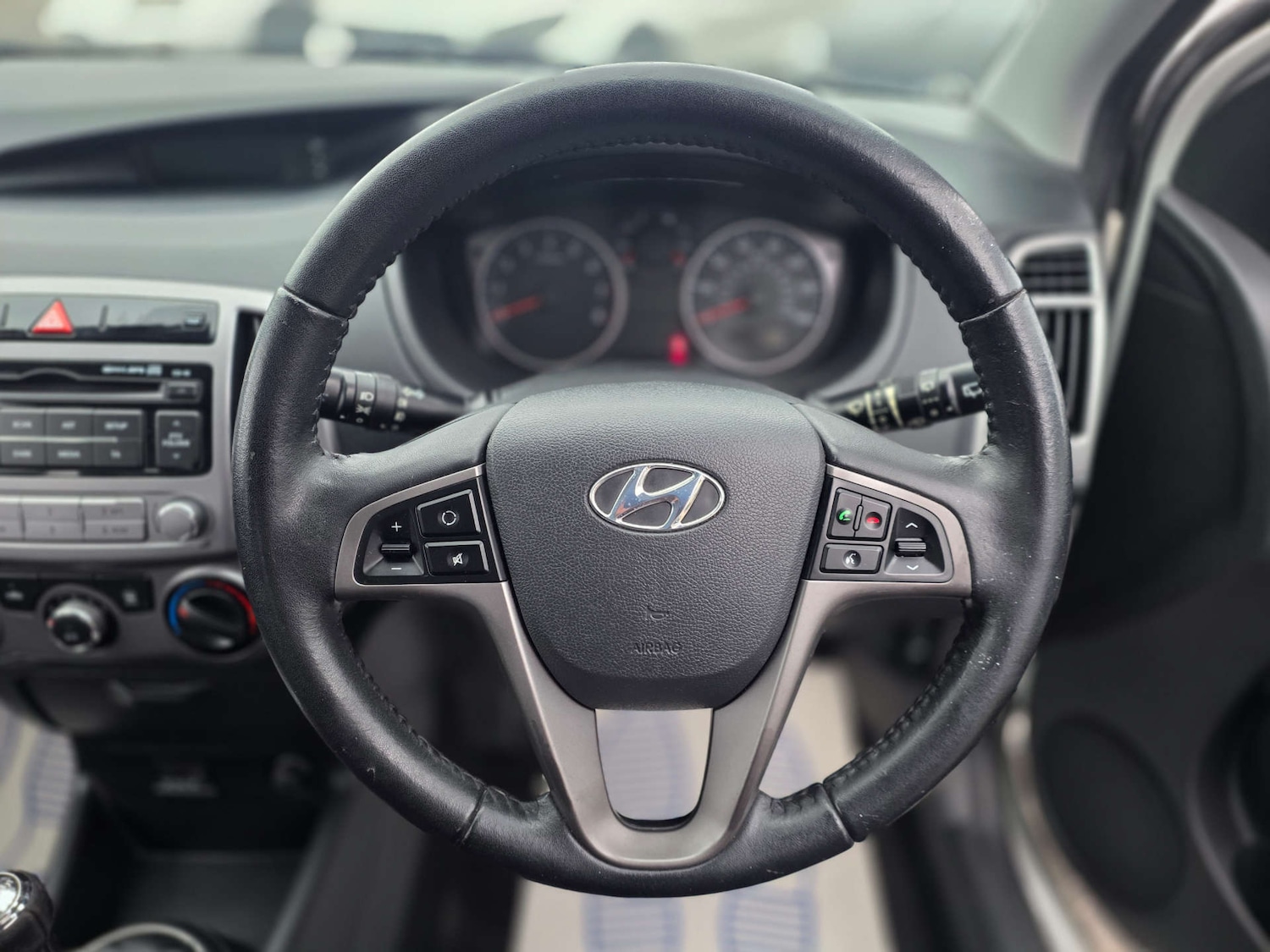 Used Hyundai i20 2015 for sale - 76690643: Photo 31