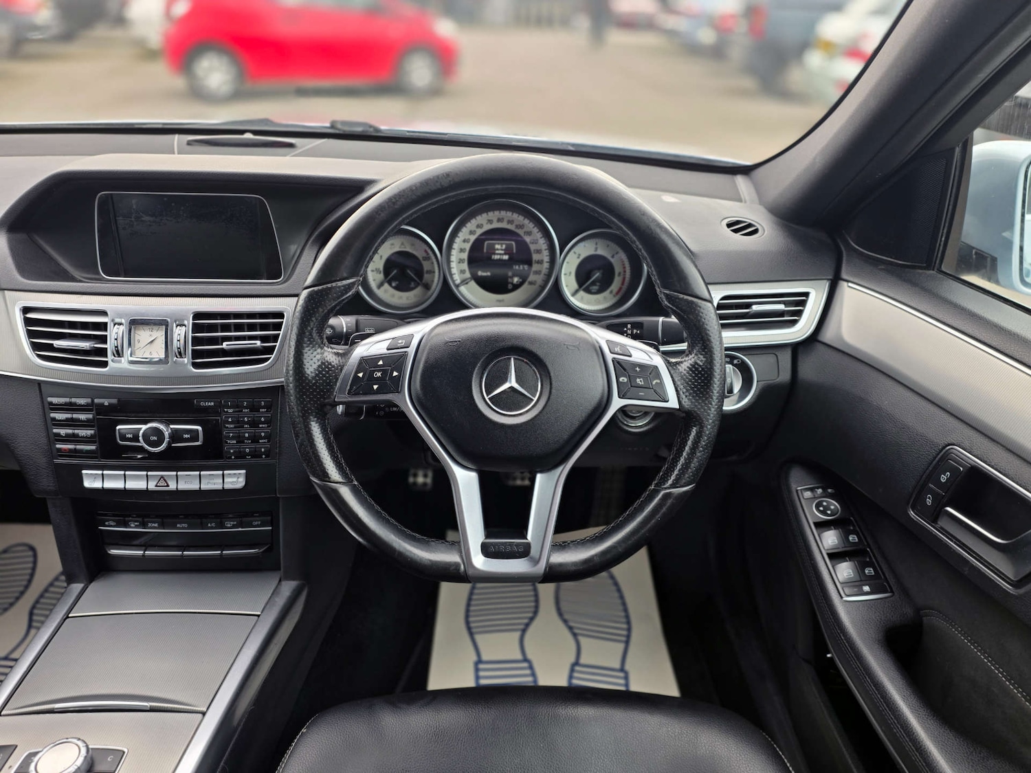 Used Mercedes-Benz E Class 2015 for sale - 77484937: Photo 27