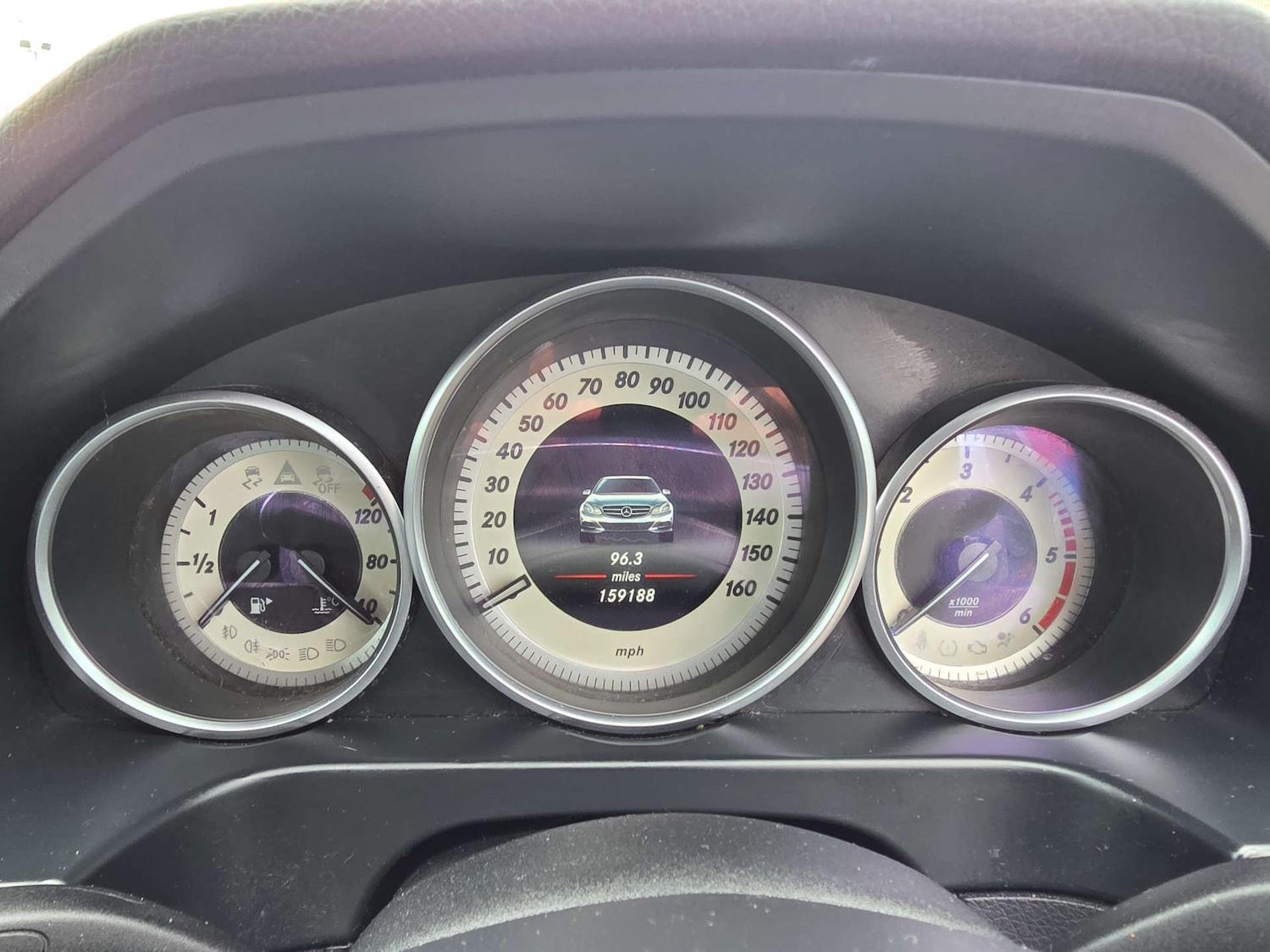 Used Mercedes-Benz E Class 2015 for sale - 77484937: Photo 29