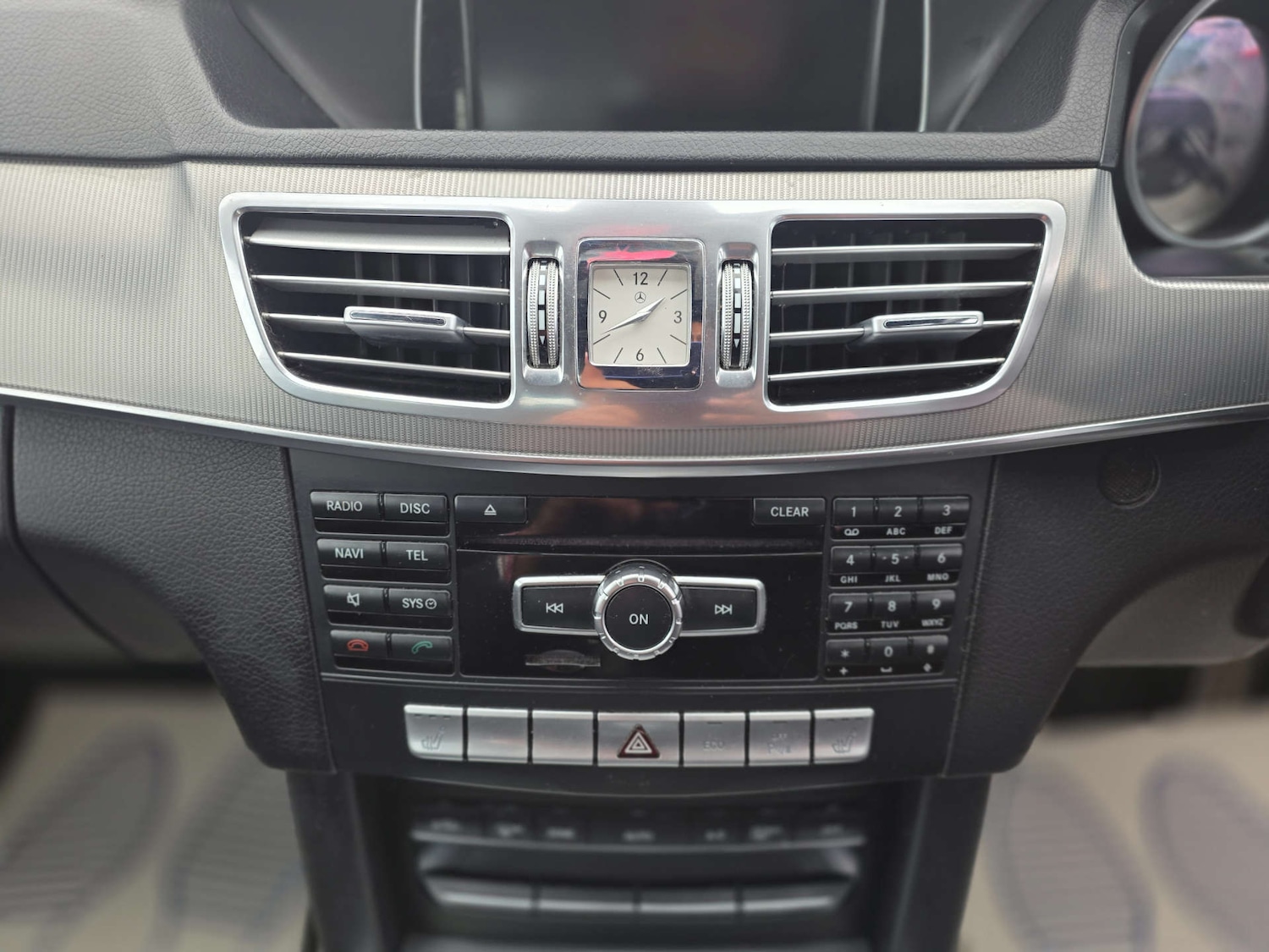 Used Mercedes-Benz E Class 2015 for sale - 77484937: Photo 37