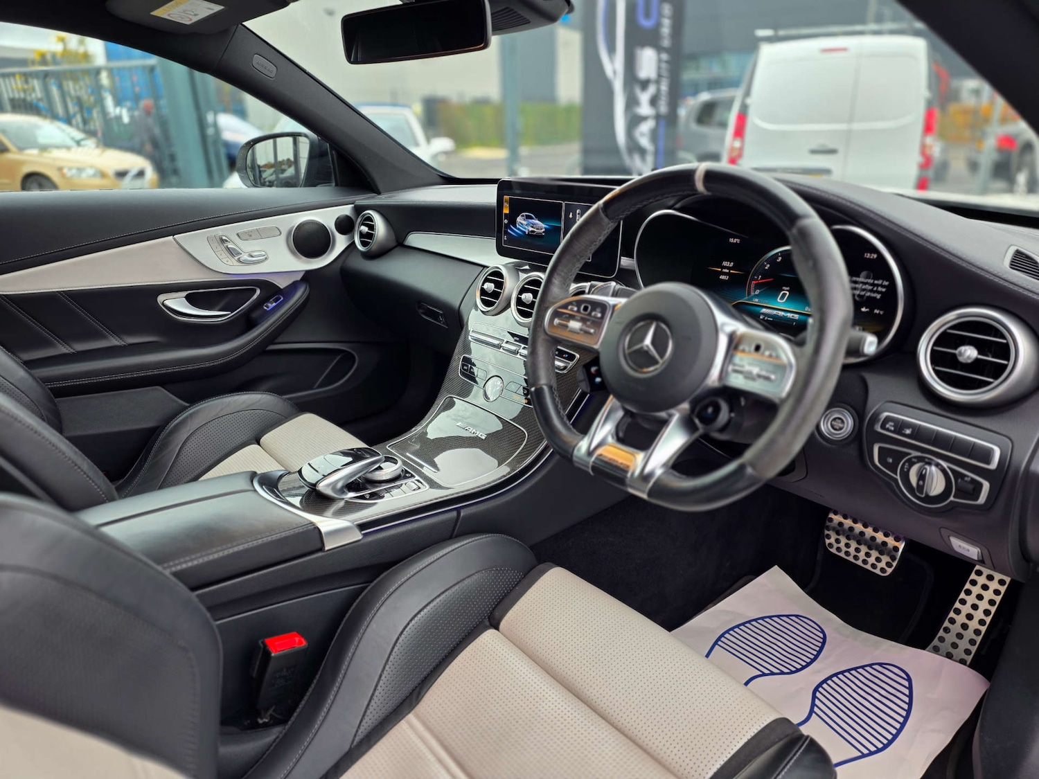 Used Mercedes-Benz C Class 2020 for sale - 76690647: Photo 32