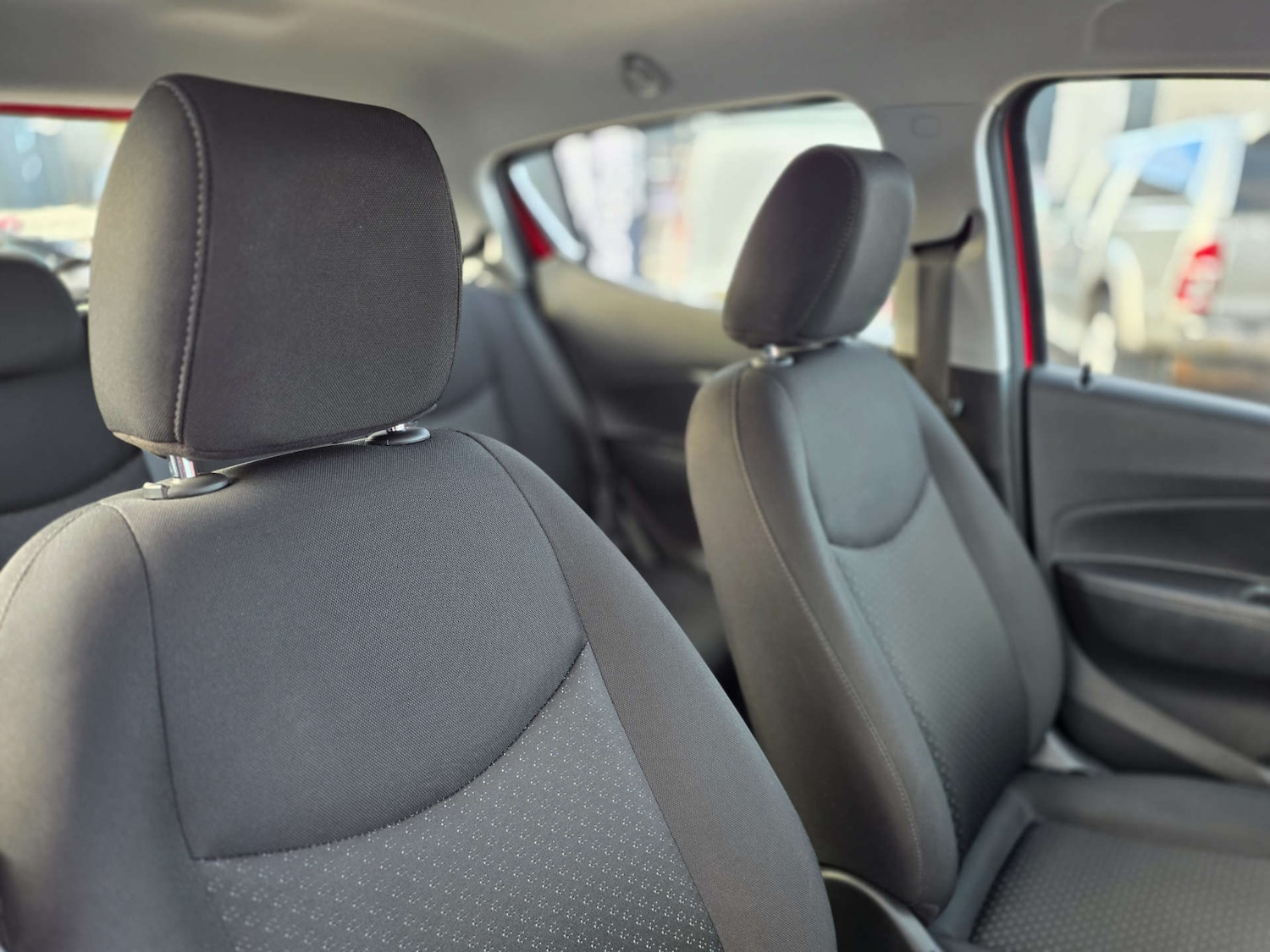 Used Vauxhall Viva 2016 for sale - 76690649: Photo 24