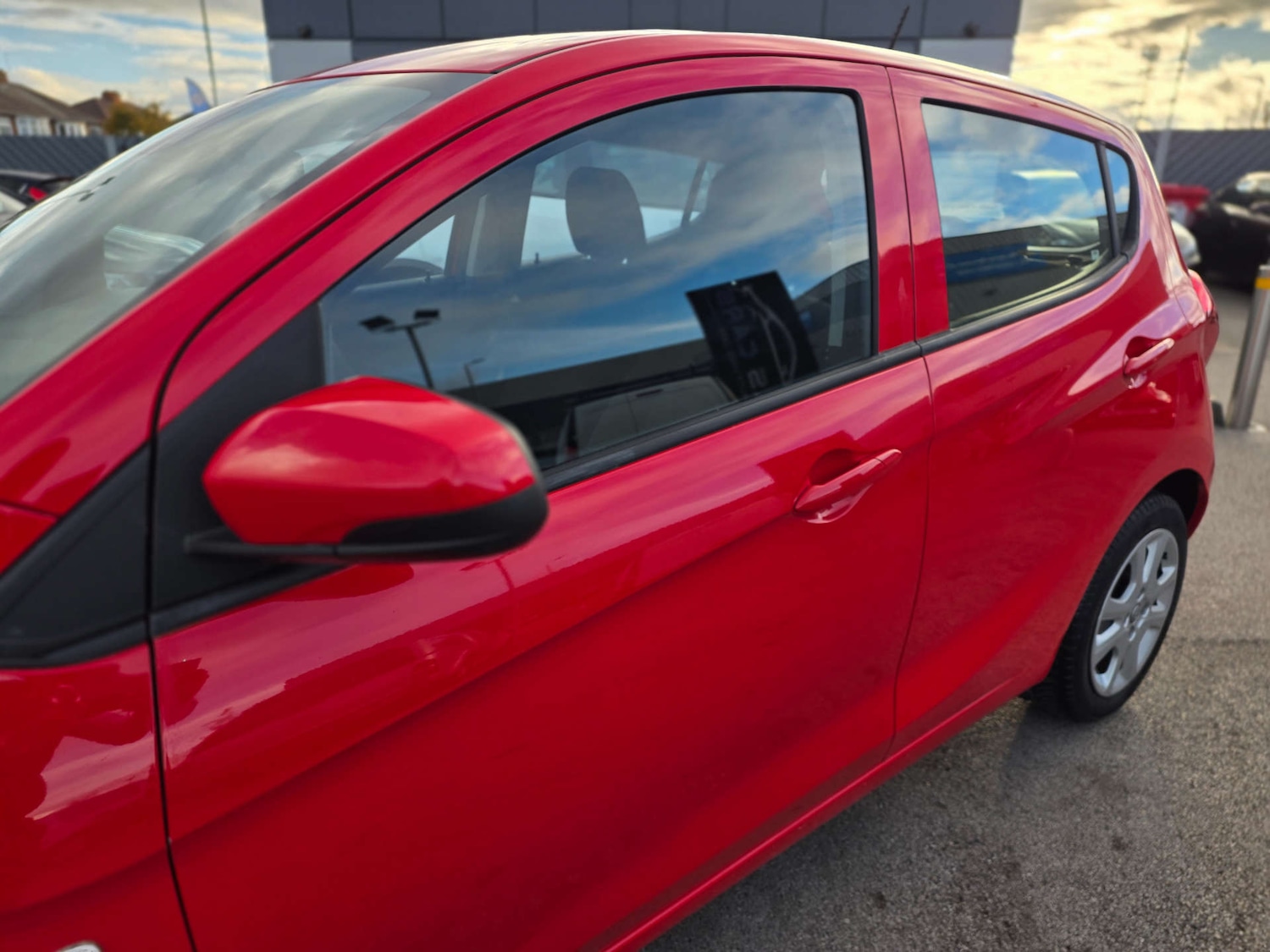 Used Vauxhall Viva 2016 for sale - 76690649: Photo 6