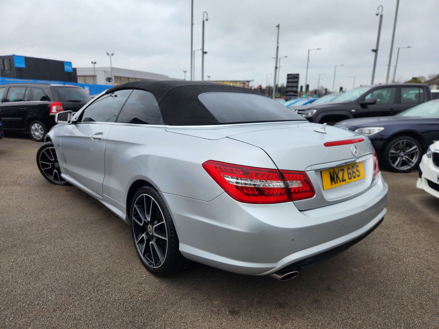 Used Mercedes-Benz E Class 2011 for sale - 76690626: Photo 20