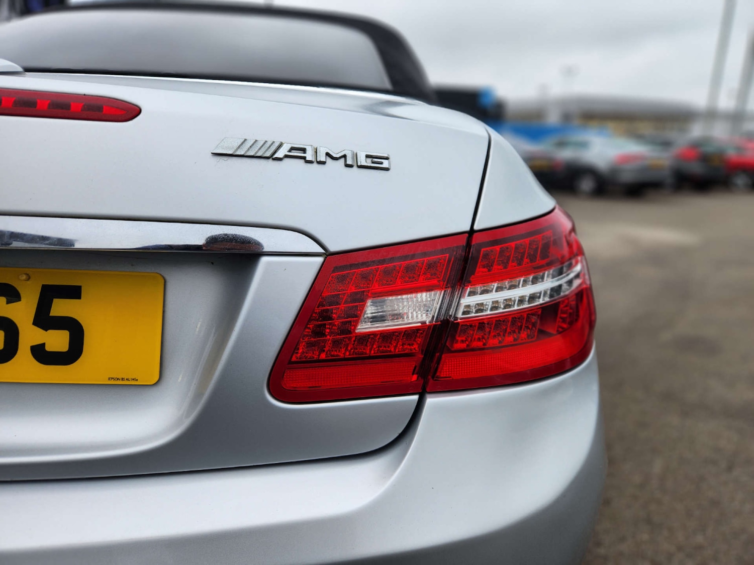 Used Mercedes-Benz E Class 2011 for sale - 76690626: Photo 24