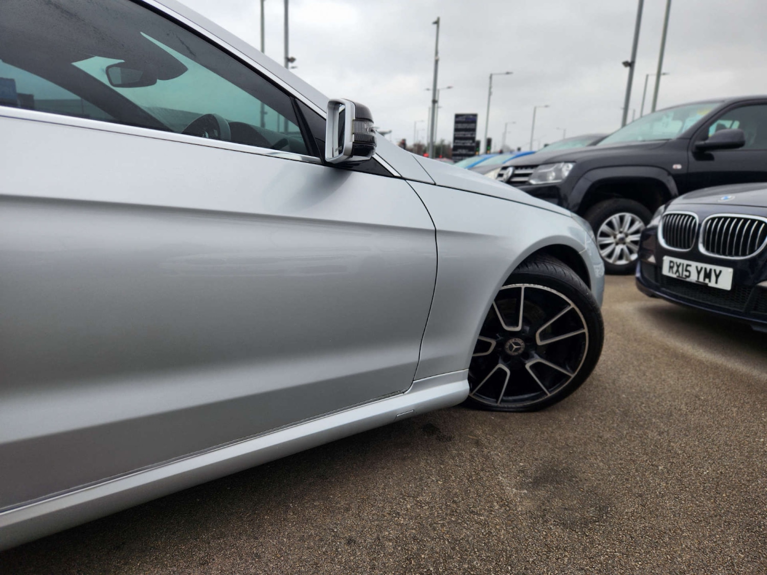 Used Mercedes-Benz E Class 2011 for sale - 76690626: Photo 28