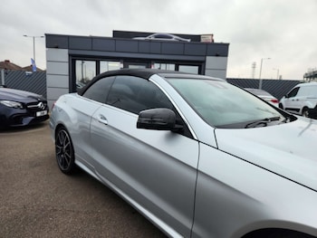 Used Mercedes-Benz E Class 2011 for sale - 76690626: Photo