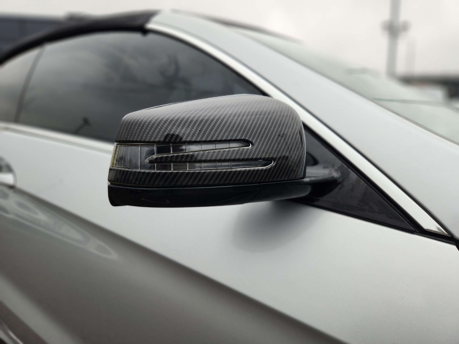 Used Mercedes-Benz E Class 2011 for sale - 76690626: Photo 3