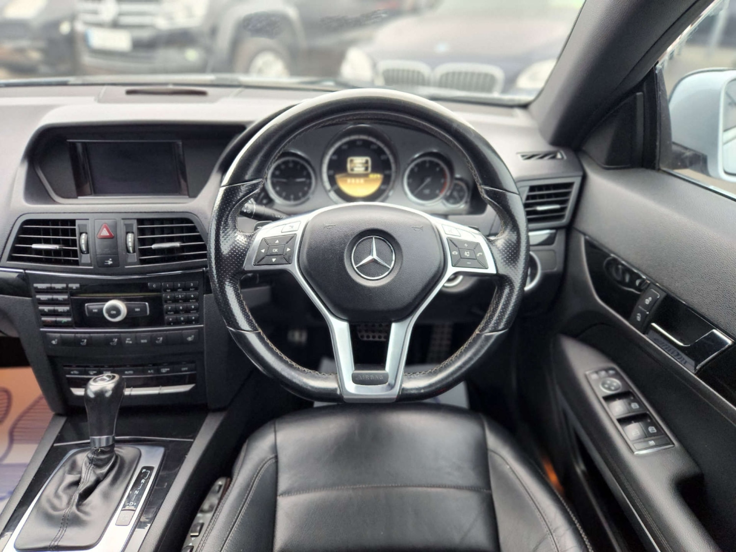 Used Mercedes-Benz E Class 2011 for sale - 76690626: Photo 38