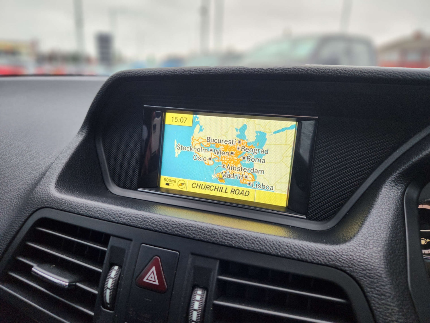 Used Mercedes-Benz E Class 2011 for sale - 76690626: Photo 48