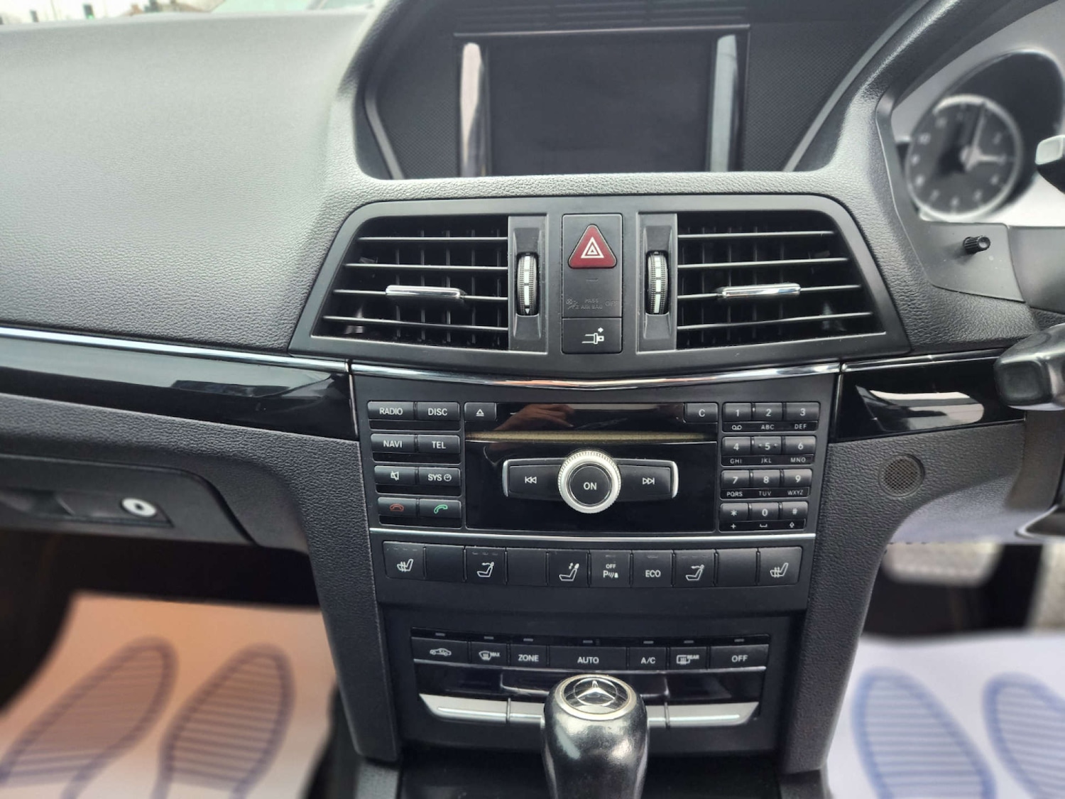 Used Mercedes-Benz E Class 2011 for sale - 76690626: Photo 55