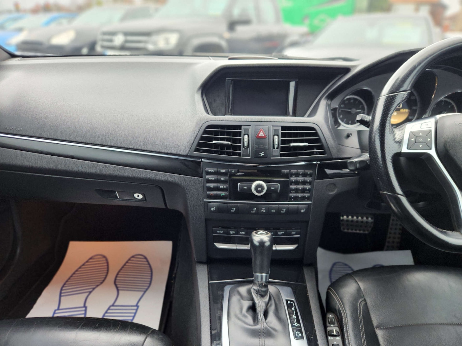 Used Mercedes-Benz E Class 2011 for sale - 76690626: Photo 56