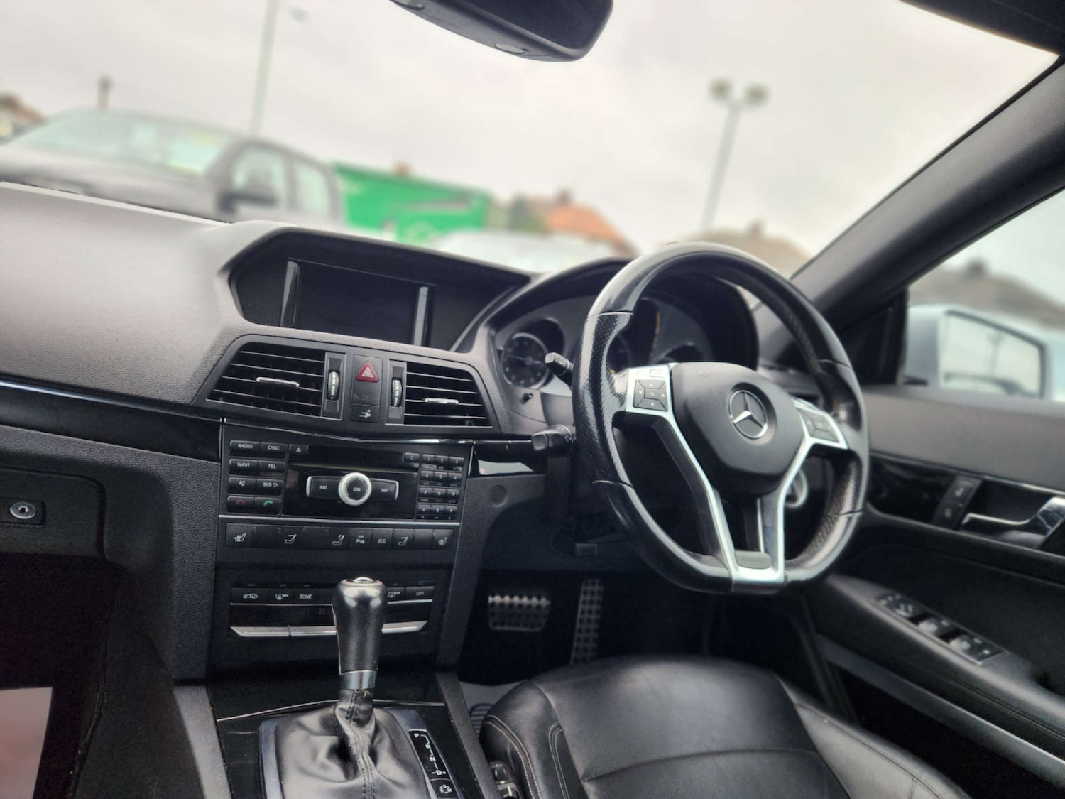 Used Mercedes-Benz E Class 2011 for sale - 76690626: Photo 57