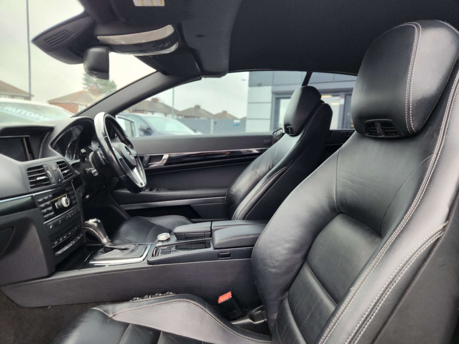 Used Mercedes-Benz E Class 2011 for sale - 76690626: Photo 61