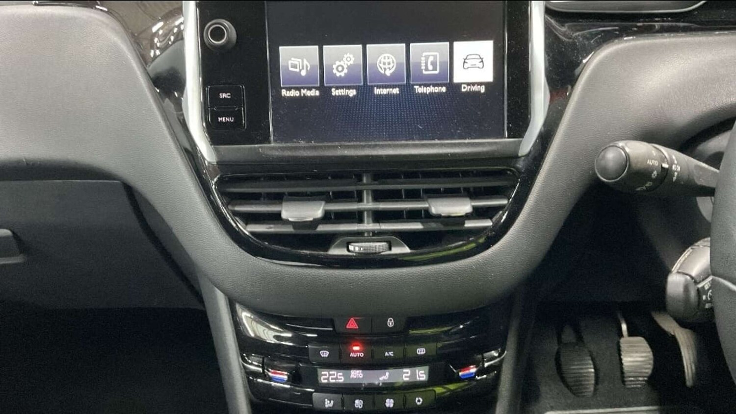 Used Peugeot 208 2014 for sale - 77729032: Photo 15