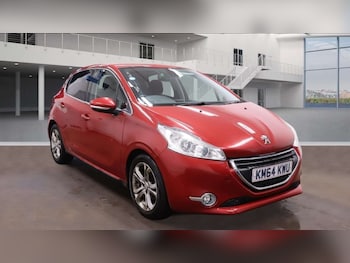 Used Peugeot 208 2014 for sale - 77729032: Photo