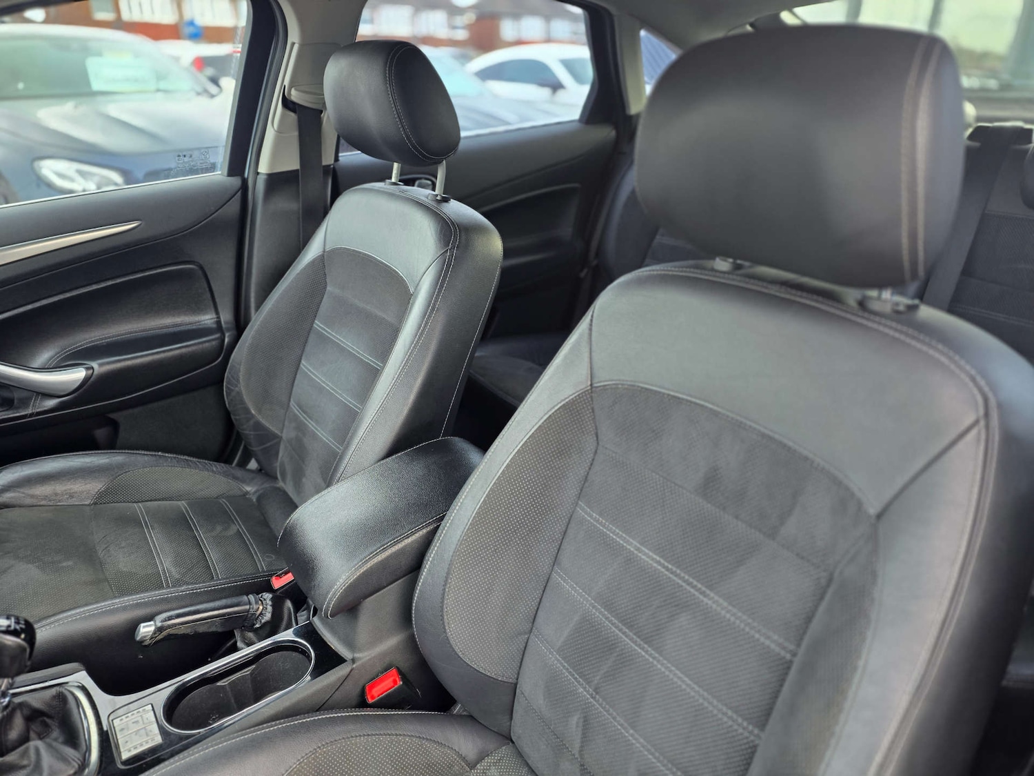 Used Ford Mondeo 2007 for sale - 77600092: Photo 27