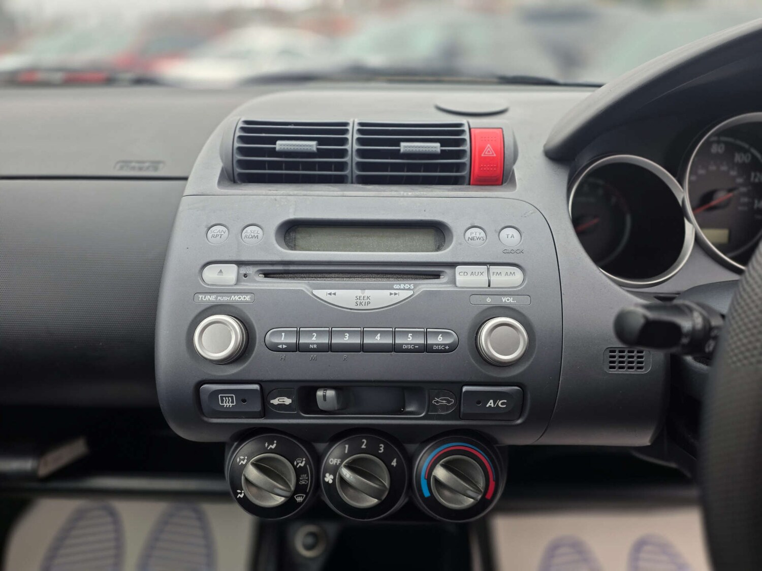 Used Honda Jazz 2003 for sale - 77523413: Photo 29