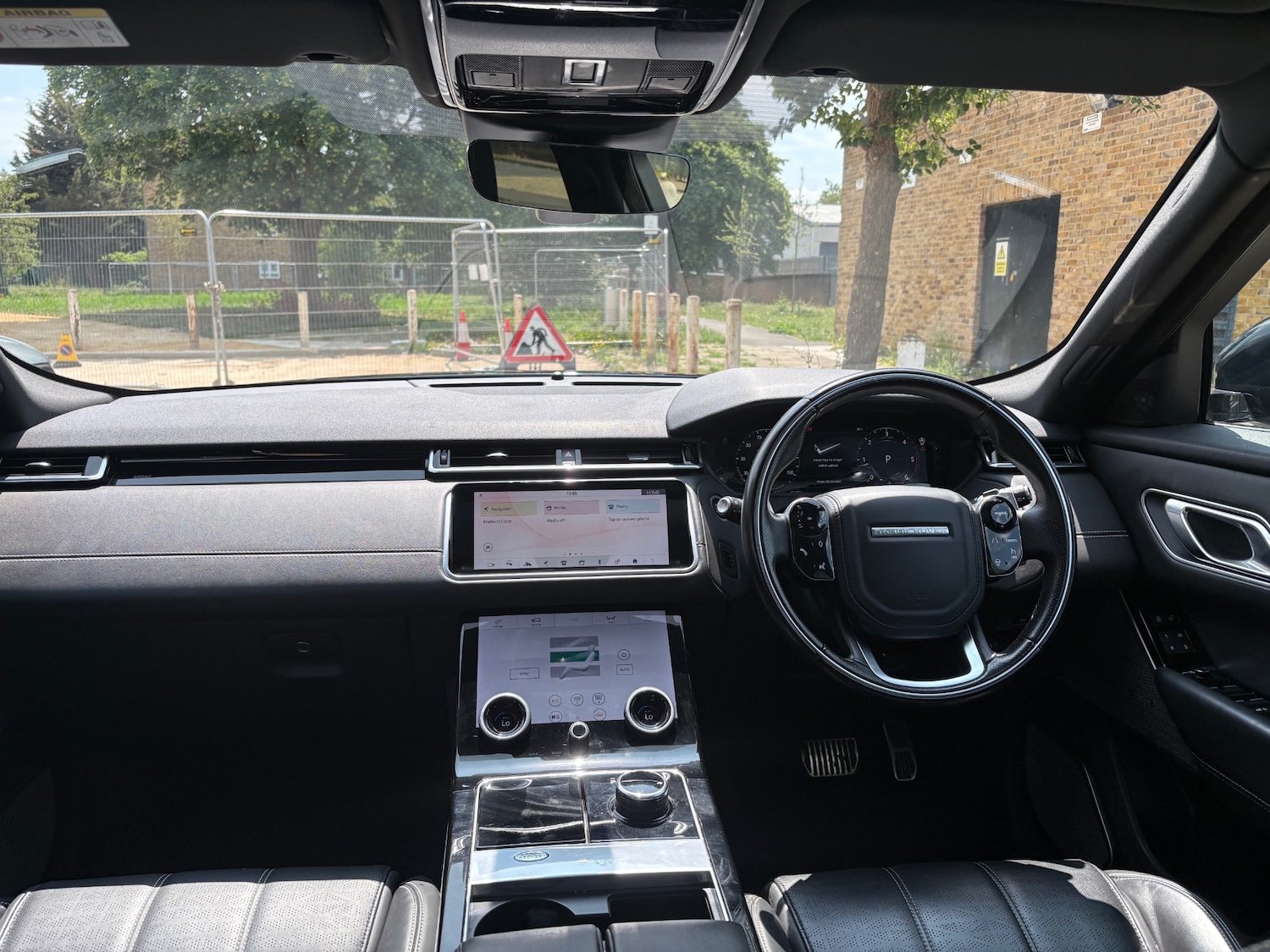 Used Land Rover Range Rover Velar 2018 for sale - 78183089: Photo 17