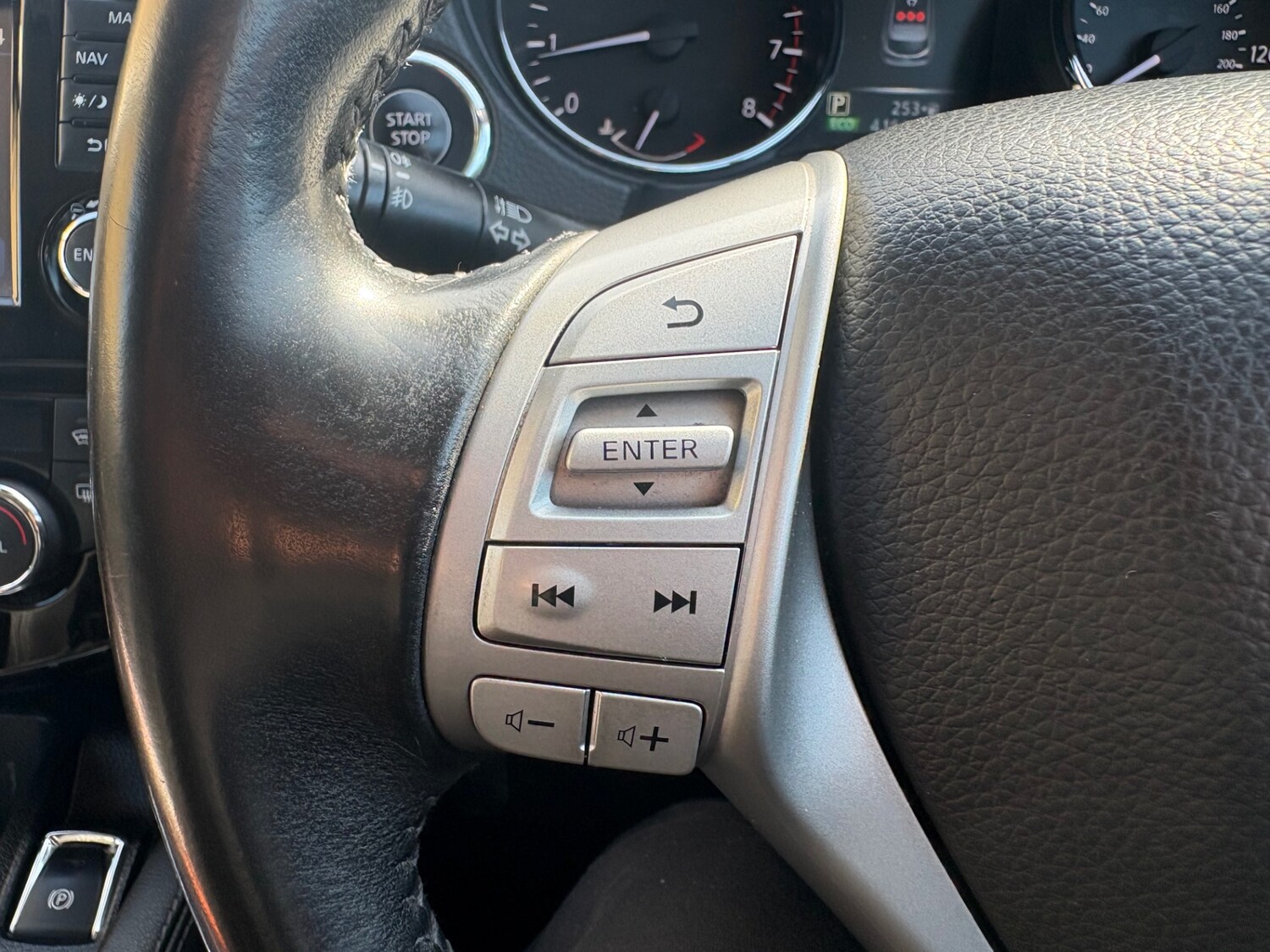 Used Nissan Qashqai 2016 for sale - 78179700: Photo 15