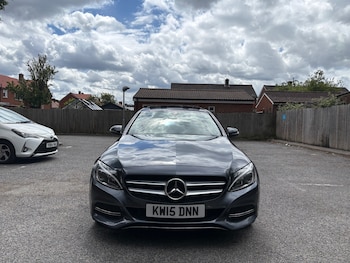 Used Mercedes-Benz C Class 2015 for sale - 79081498: Photo
