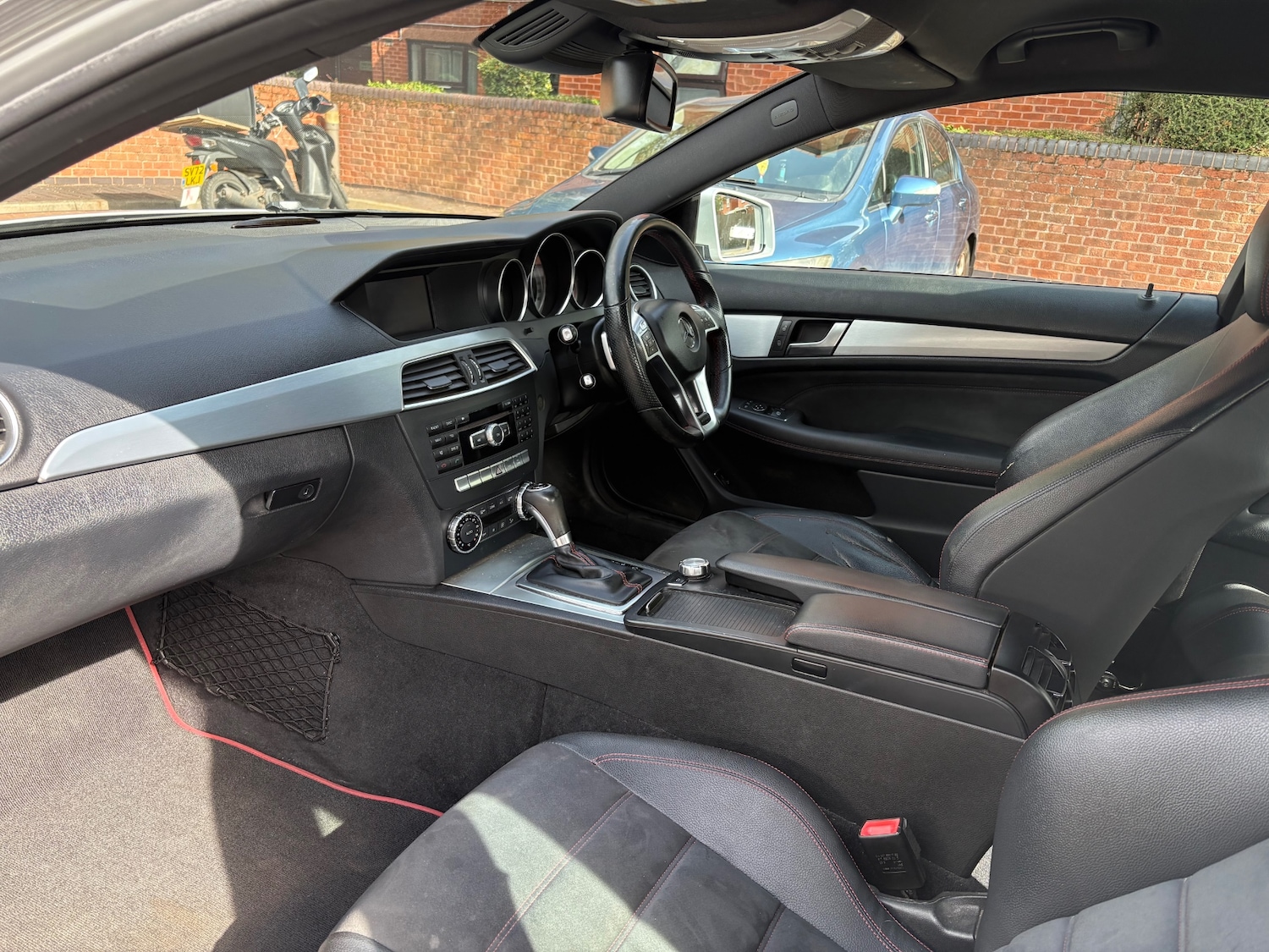 Used Mercedes-Benz C Class 2014 for sale - 78183101: Photo 15