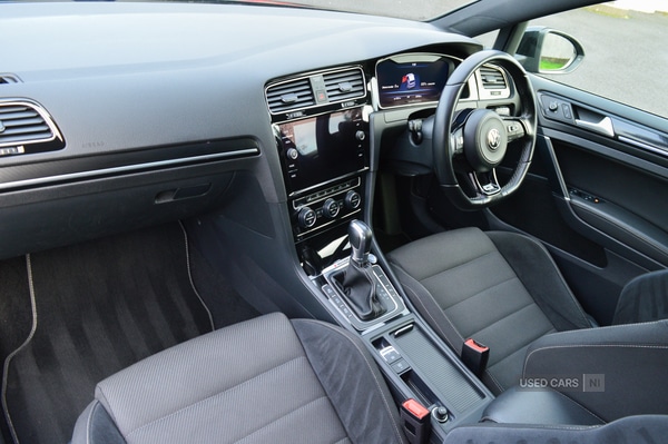 Used Volkswagen Golf 2019 for sale - 77231071: Photo 10