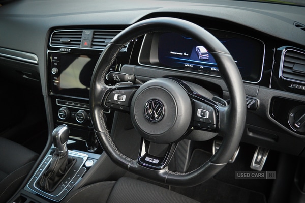 Used Volkswagen Golf 2019 for sale - 77231071: Photo 17