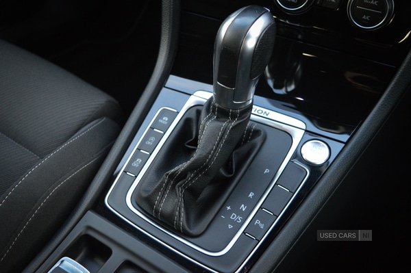 Used Volkswagen Golf 2019 for sale - 77231071: Photo 21