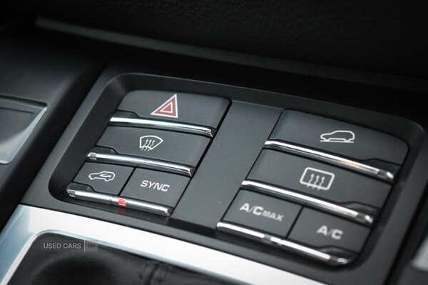 Used Porsche Macan 2015 for sale - 74510062: Photo 19