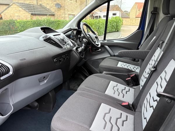 Used Ford Transit Custom 2017 for sale - 76288044: Photo 8