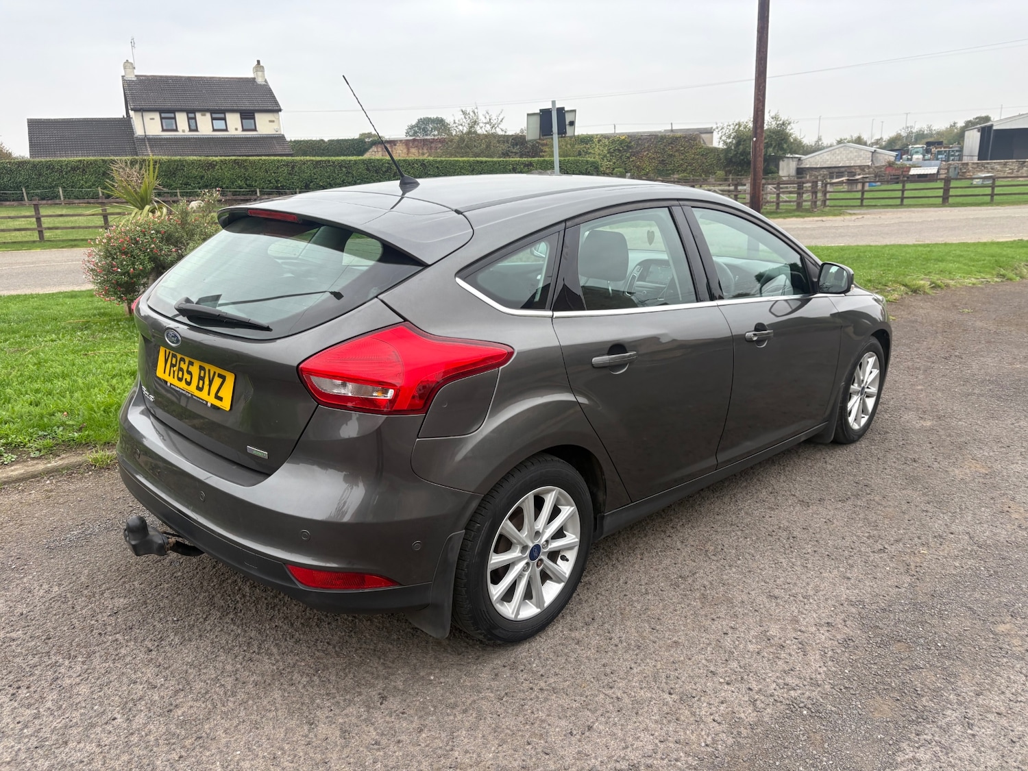 Used Ford Focus 2015 for sale - 76477202: Photo 7