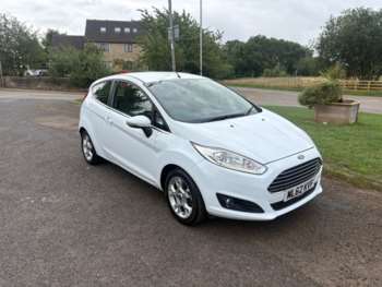 2012 (62) - 1.25 Zetec 3dr [82]