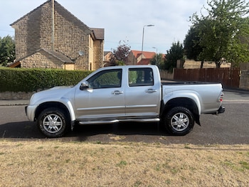 Used Isuzu Rodeo 2011 for sale - 79125701: Photo